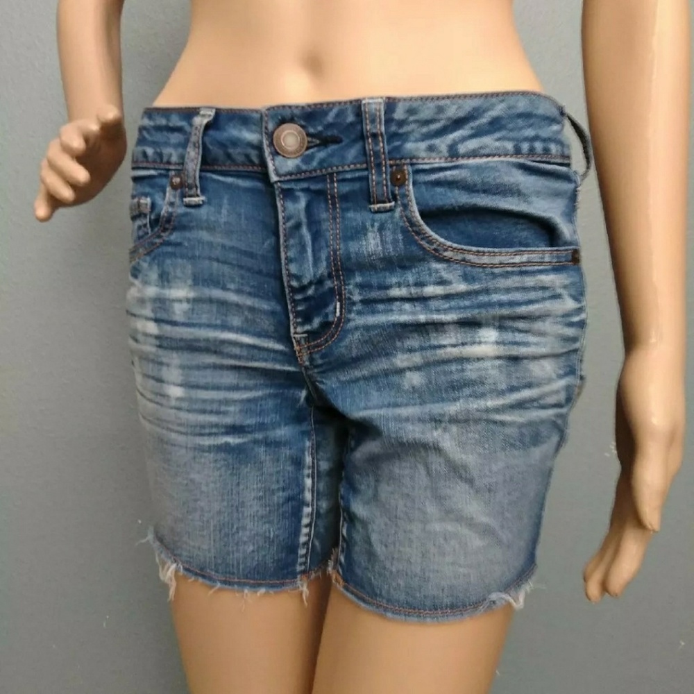 American Eagle Jean shorts  Midi high 🌐 size 4